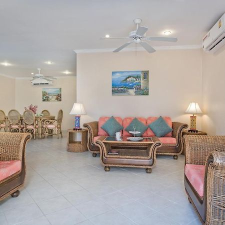 Butterfly Garden Boutique Residences Large Luxury Apts And Villas A Lifetsyle Destination By Neang, Everything You Need All Right Here 1-3 Bedrooms 110 To 190 Sq Mtrs, 2 Full Bathrooms, Rain Shower, Spa Bath, Bbq, Free Wifi, Staff 24-7, Close To Beac باتايا المظهر الخارجي الصورة