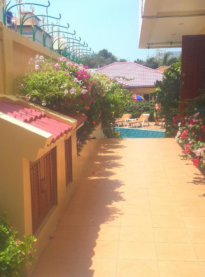 Butterfly Garden Boutique Residences Large Luxury Apts And Villas A Lifetsyle Destination By Neang, Everything You Need All Right Here 1-3 Bedrooms 110 To 190 Sq Mtrs, 2 Full Bathrooms, Rain Shower, Spa Bath, Bbq, Free Wifi, Staff 24-7, Close To Beac باتايا المظهر الخارجي الصورة