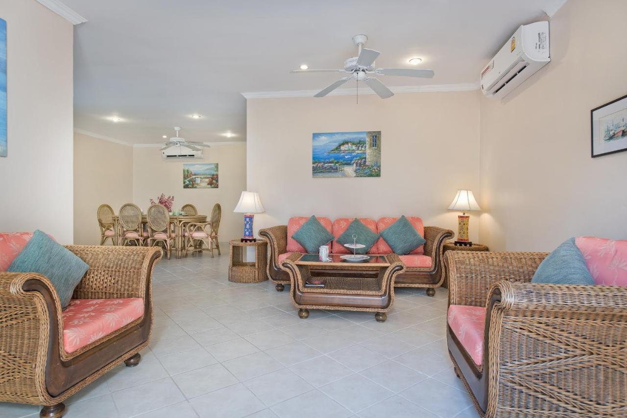 Butterfly Garden Boutique Residences Large Luxury Apts And Villas A Lifetsyle Destination By Neang, Everything You Need All Right Here 1-3 Bedrooms 110 To 190 Sq Mtrs, 2 Full Bathrooms, Rain Shower, Spa Bath, Bbq, Free Wifi, Staff 24-7, Close To Beac باتايا المظهر الخارجي الصورة